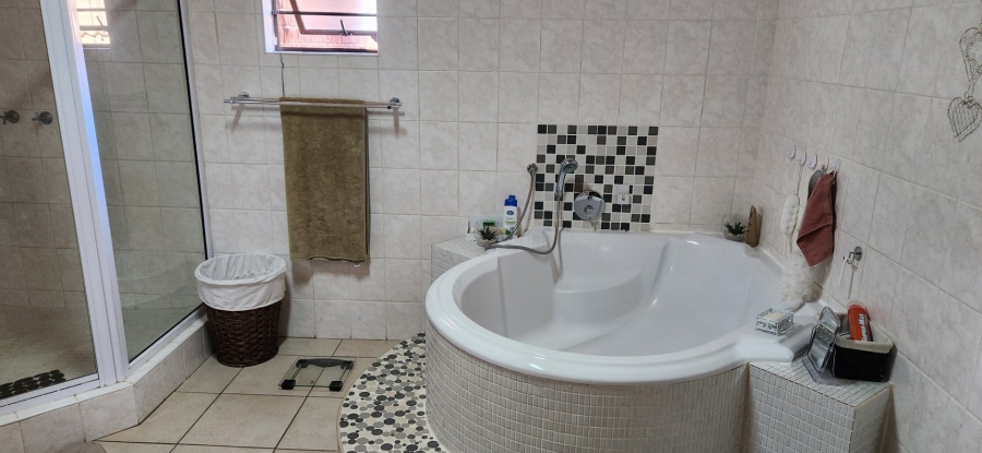 Commercial Property for Sale in Ferreira Free State